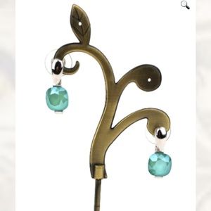 Seniera “Sara” earrings brand new in box